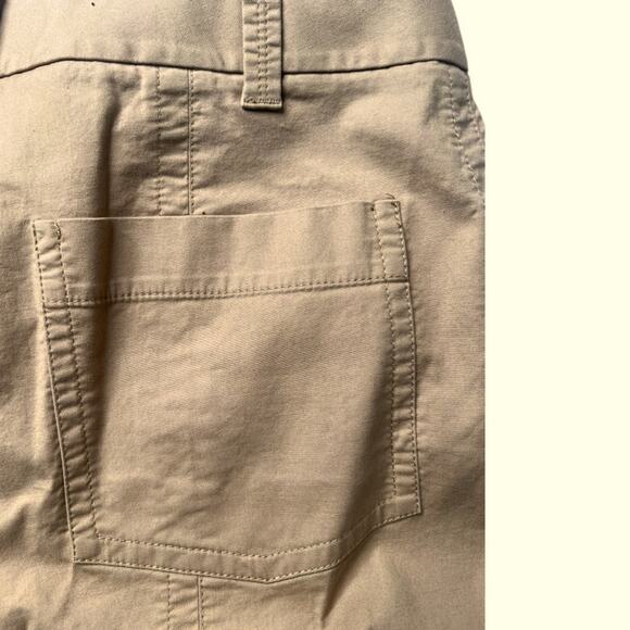 Vince Tan Wide Leg Khaki Pants - Size 10 - Picture 13 of 14